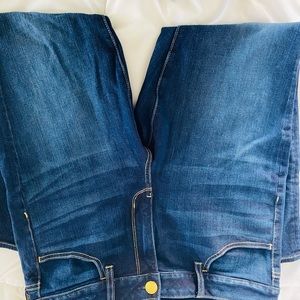 High Waisted Jegging, Great Condition, smoke free home.